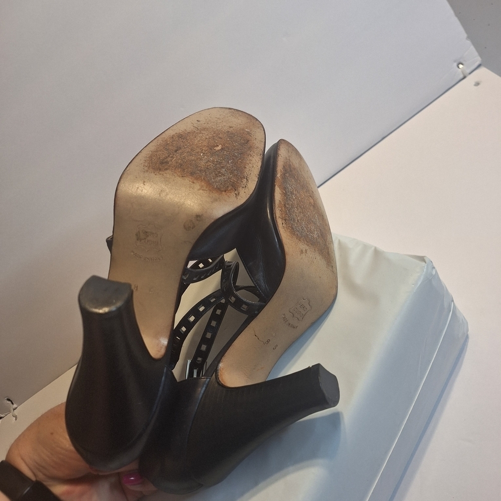 Bottega Veneta  Navy/Black Leather Strappy Heels. Size 8 B - Picture 5 of 13